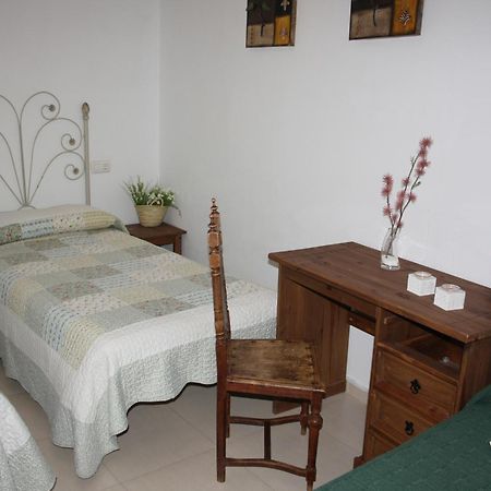 Casa Rural La Plaza Almoharin 外观 照片